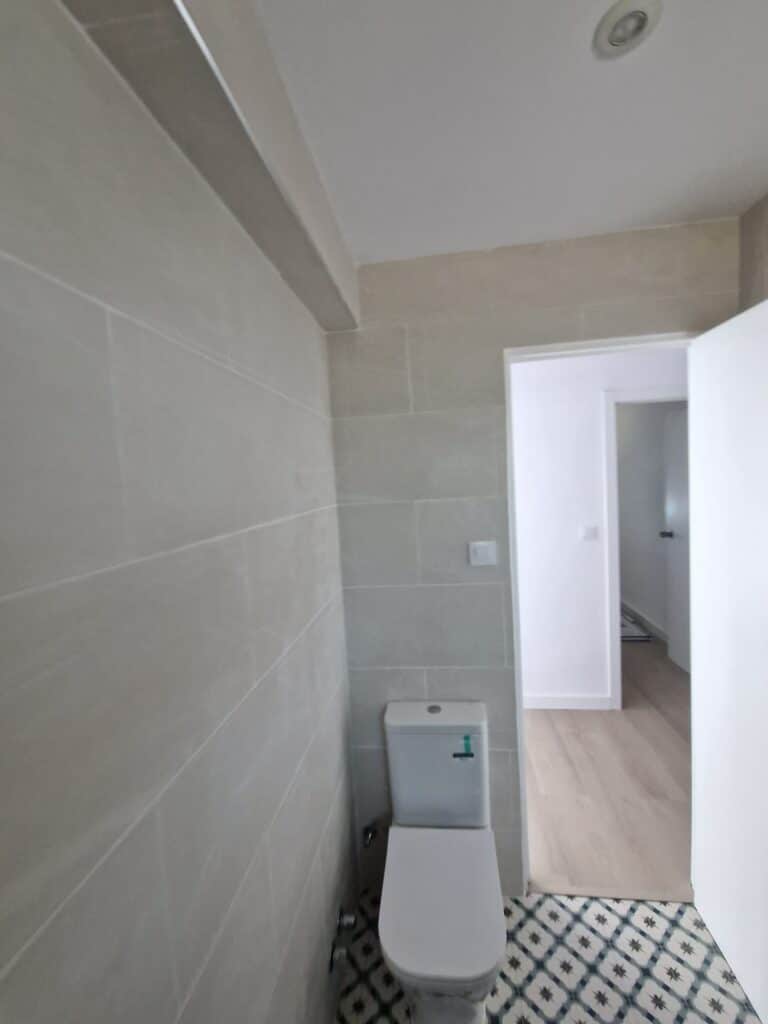 Reformas banos Bogatell Beach