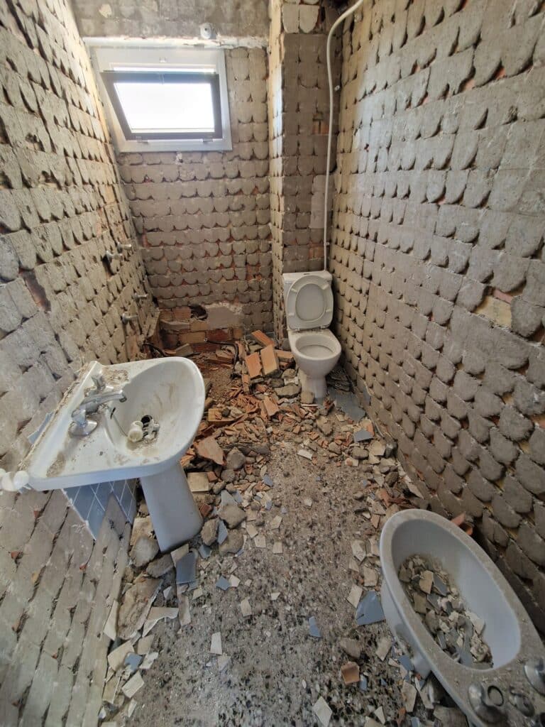 Reformas banos Subirats