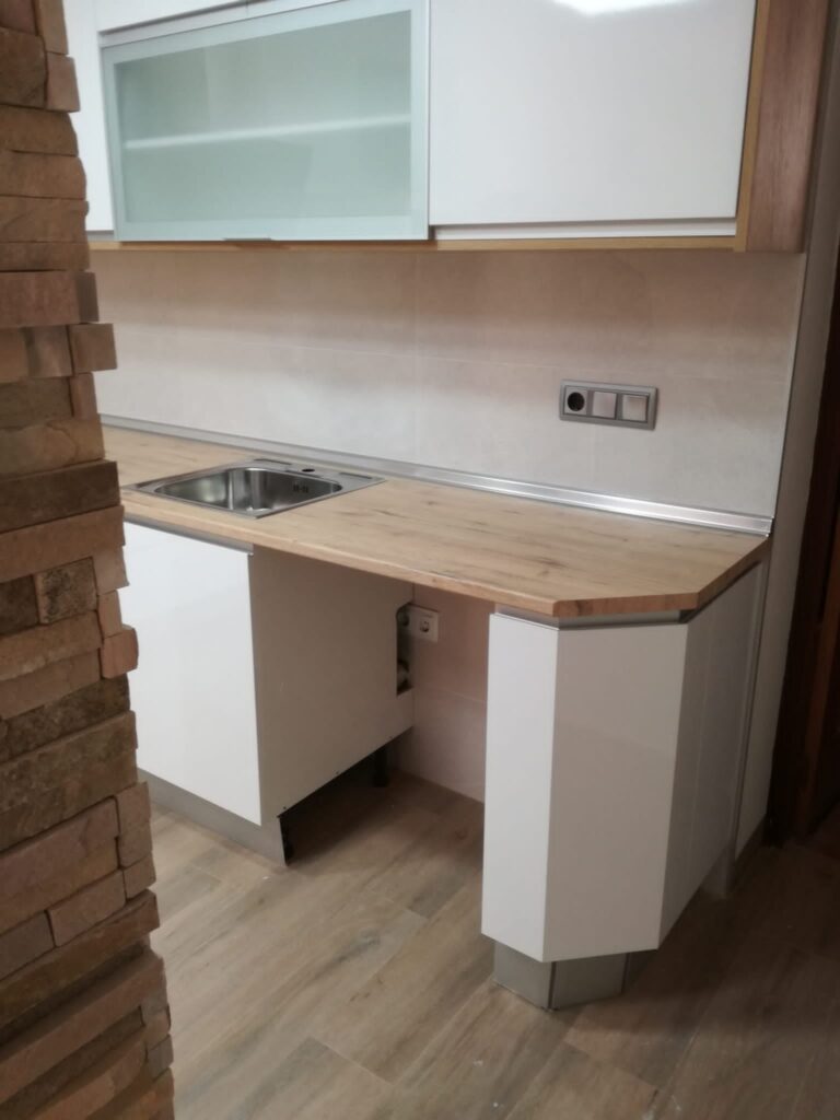 Reformas cocinas Abrera