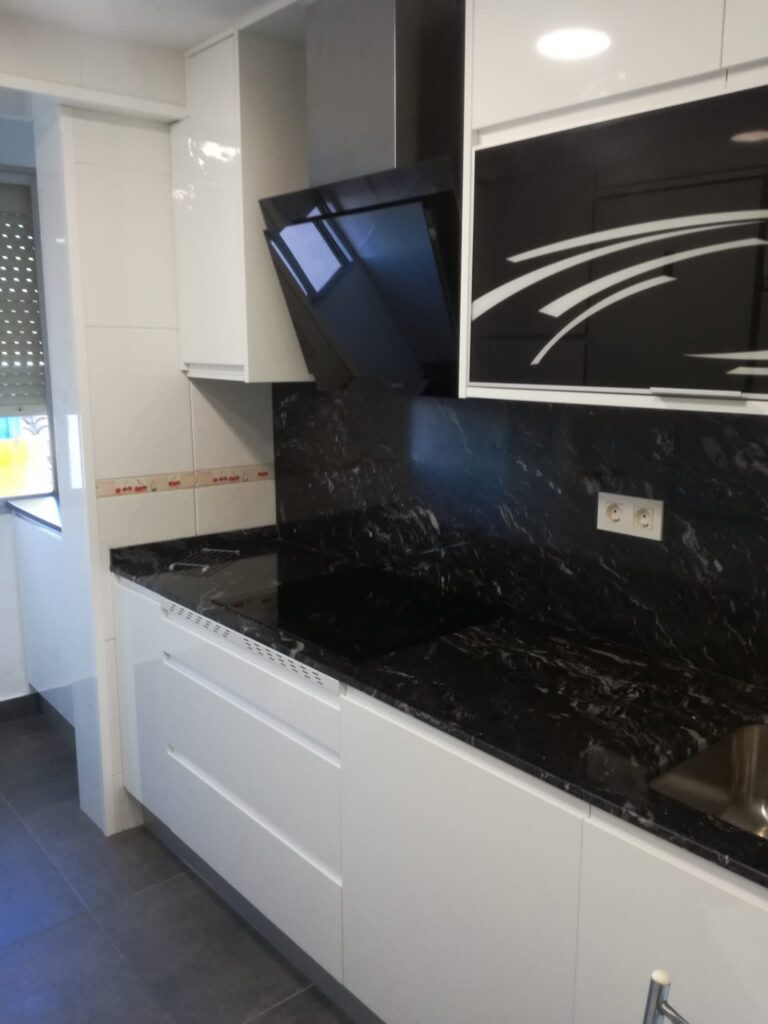 Reformas cocinas Beguda